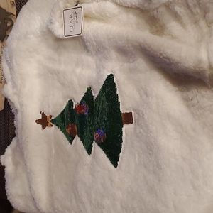 IJAK Christmas tree Pajamas with Christmas lights on pants NWT